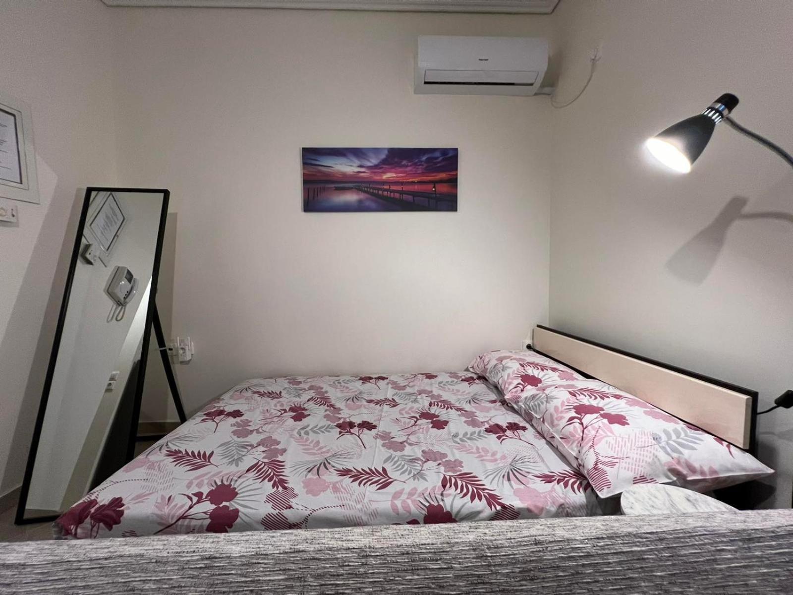 Cozy Apartment In The Heart Of Athen Eksteriør billede